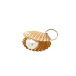 Vintage Clam with Pearl in 14K