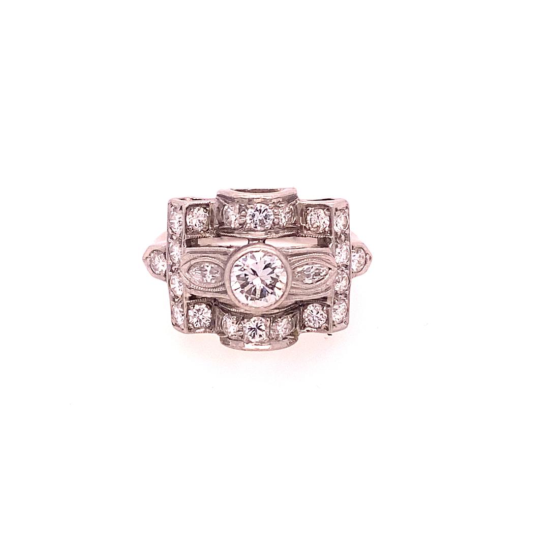 Vintage Ring in Platinum and Diamonds