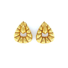 Load image into Gallery viewer, Stunning Vintage Etruscan Style Italian Ear Clips in 18K
