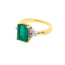 Load image into Gallery viewer, Vintage Emerald Ring in 18K
