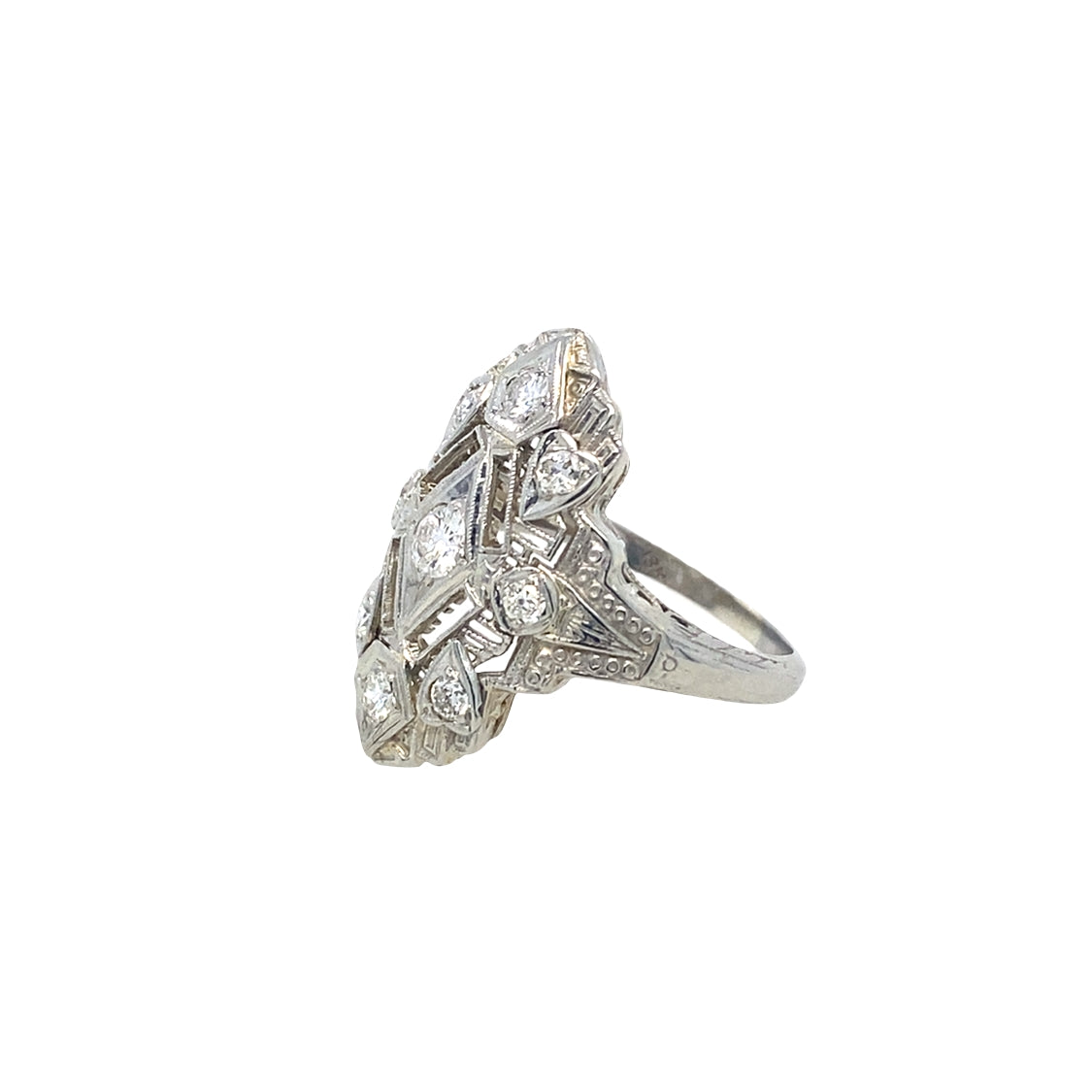 Vintage Art Deco Diamond Ring in 18K Gold