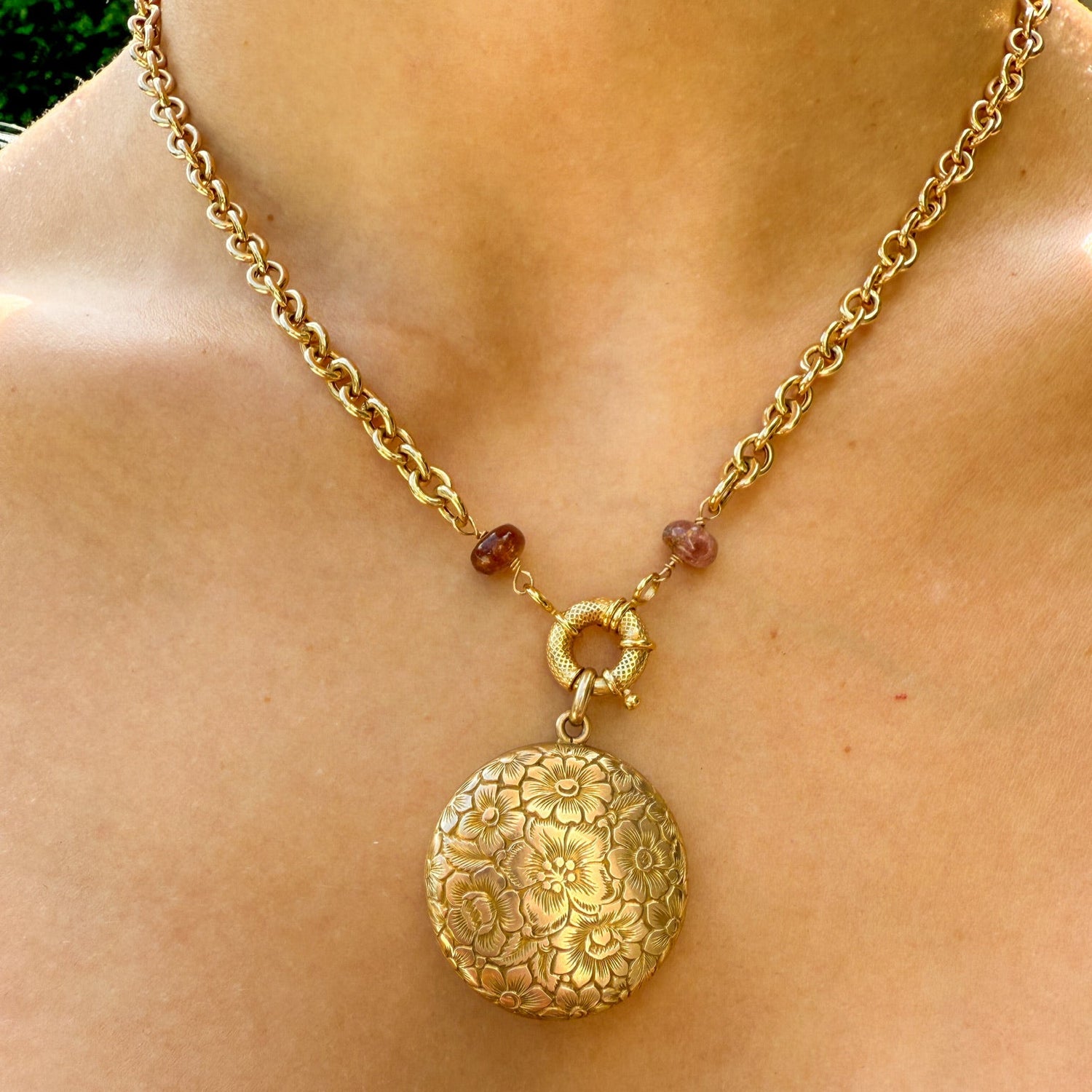 Vintage Flower Locket in 14K