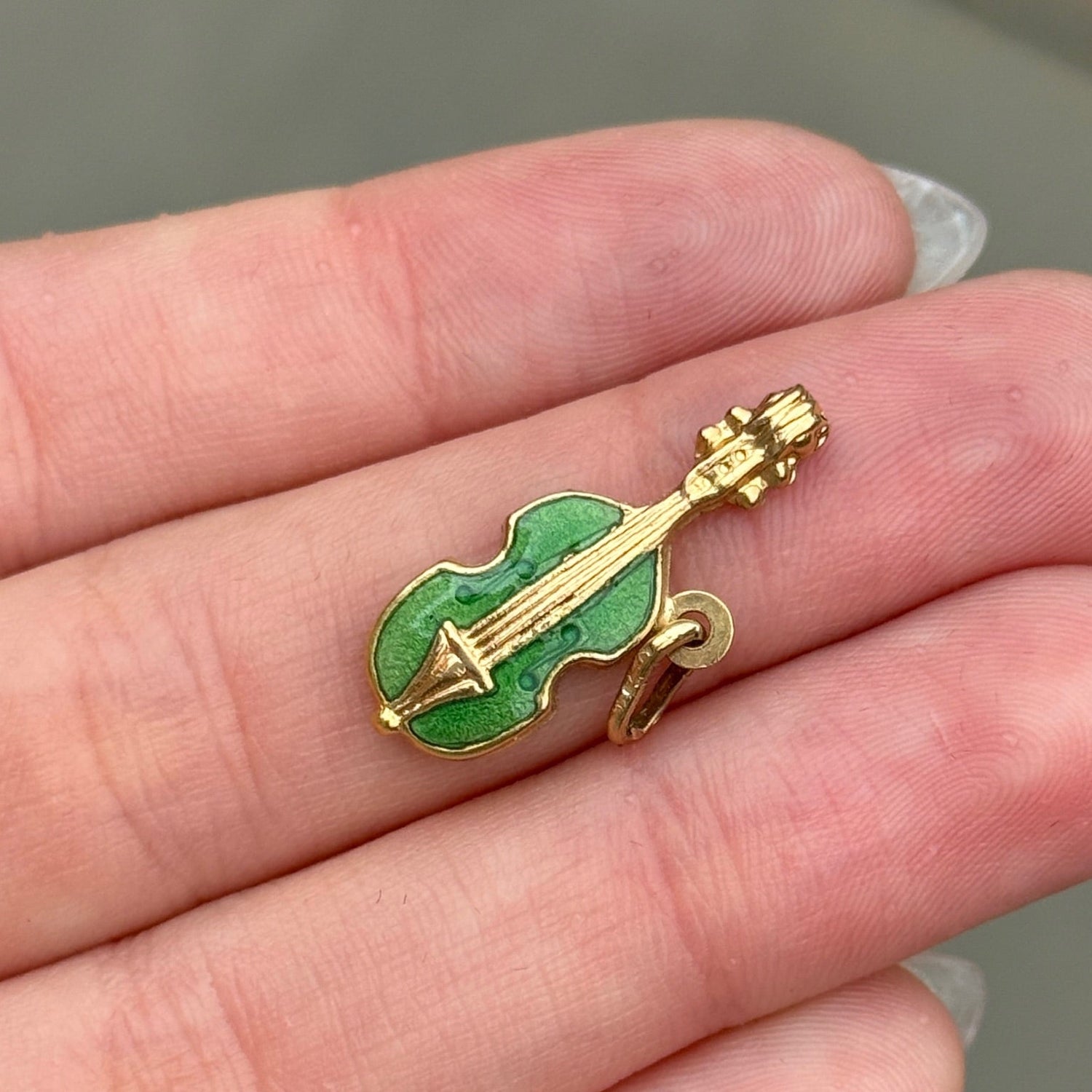 Vintage Violin Charm in 14K