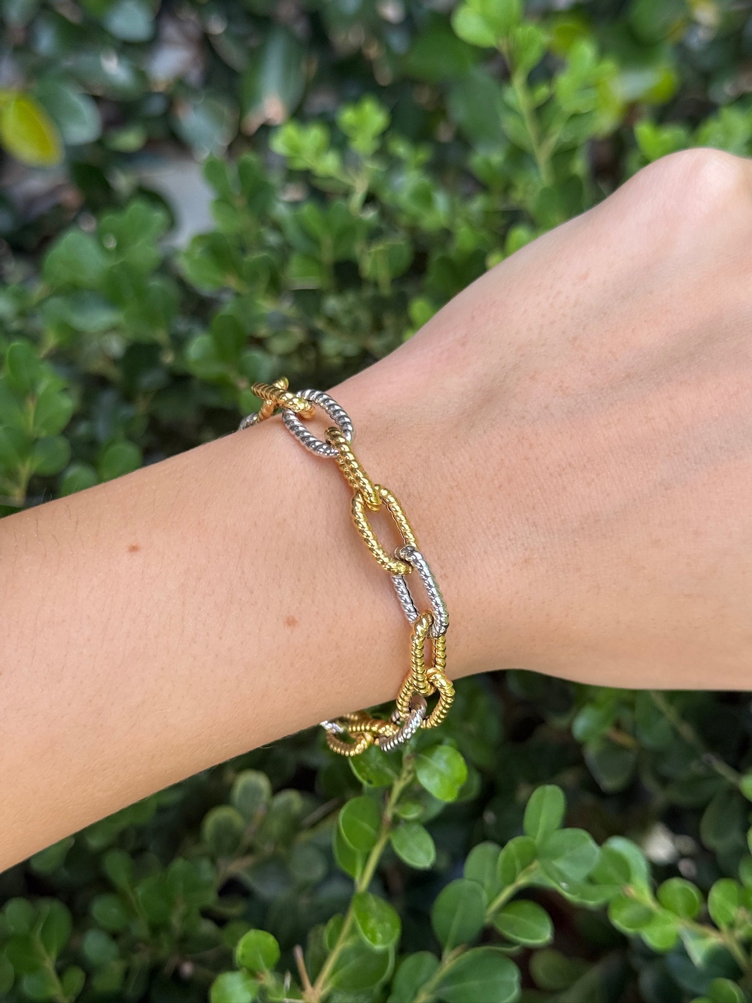 Hollow White and Yellow Gold Bracelet in 14K