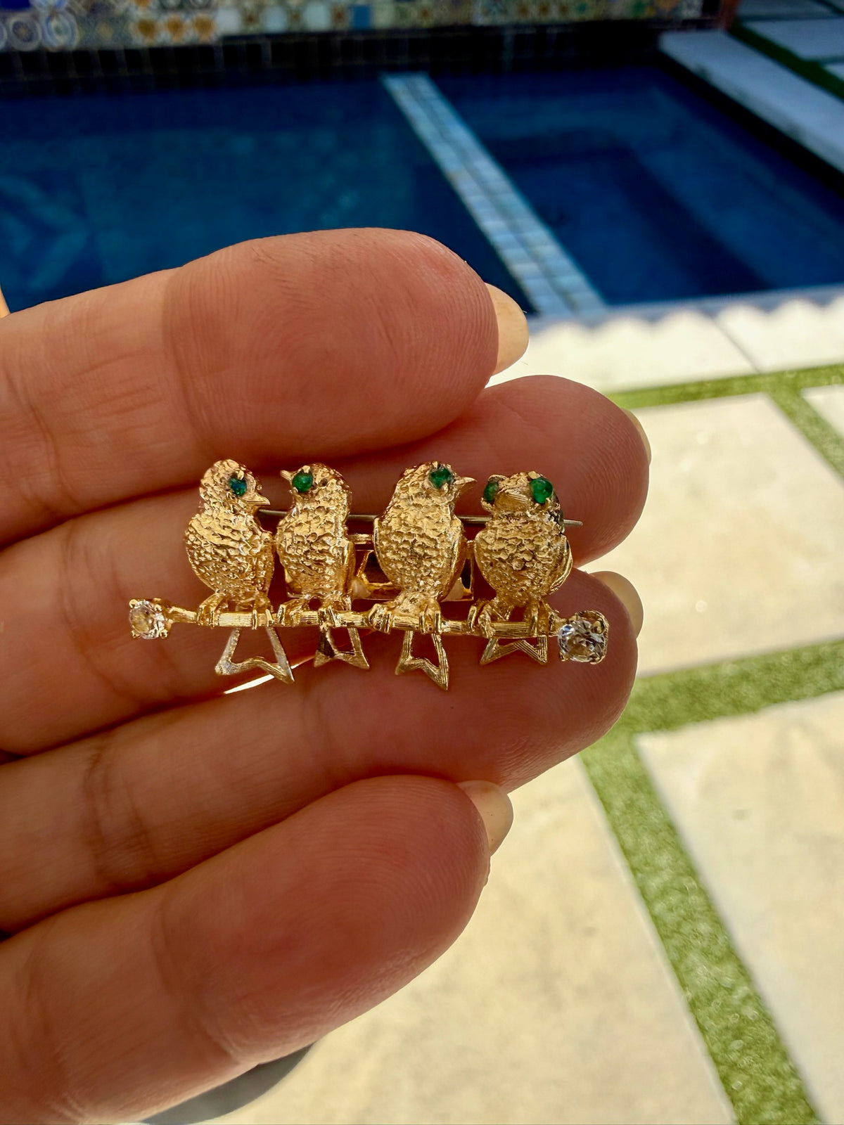 Vintage 4 Birds with Emerald Eyes in 14k + Diamonds