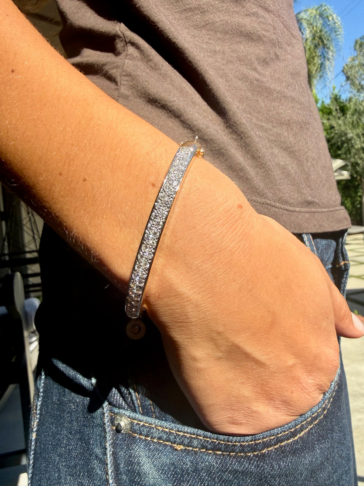 Diamond Bangle in 14k