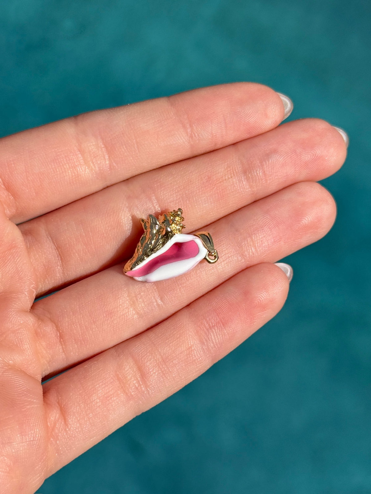 Conch Shell Charm with Pink and White Enamel in 14k