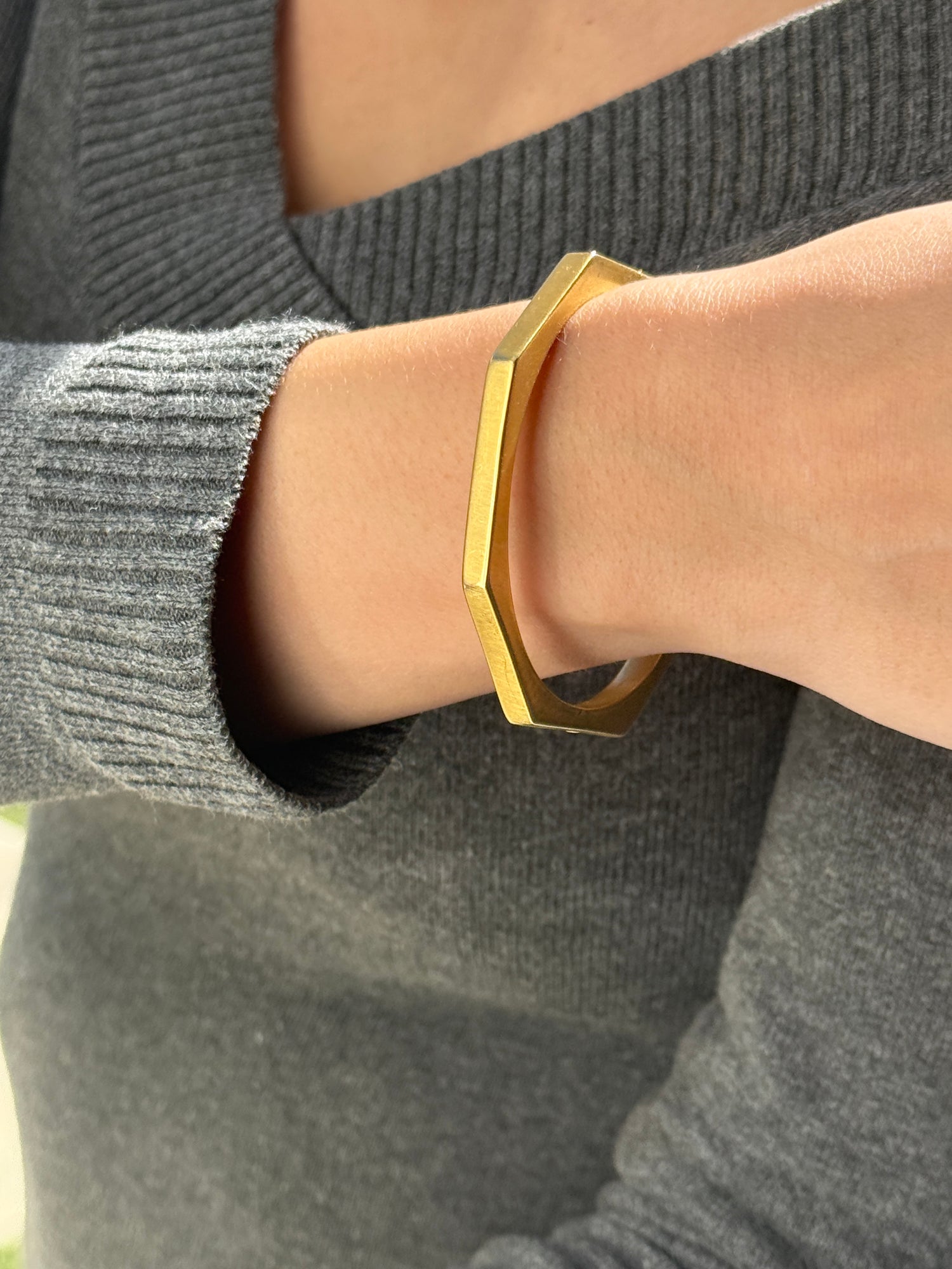 Vintage Small Hexagon Hinge Bangle in 14k