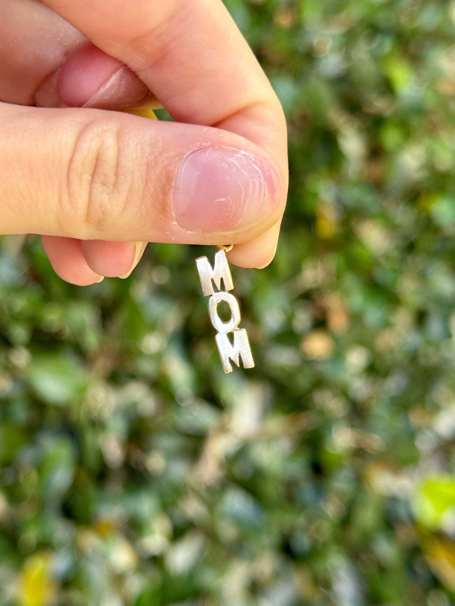 Vintage Mom Charm in 14k
