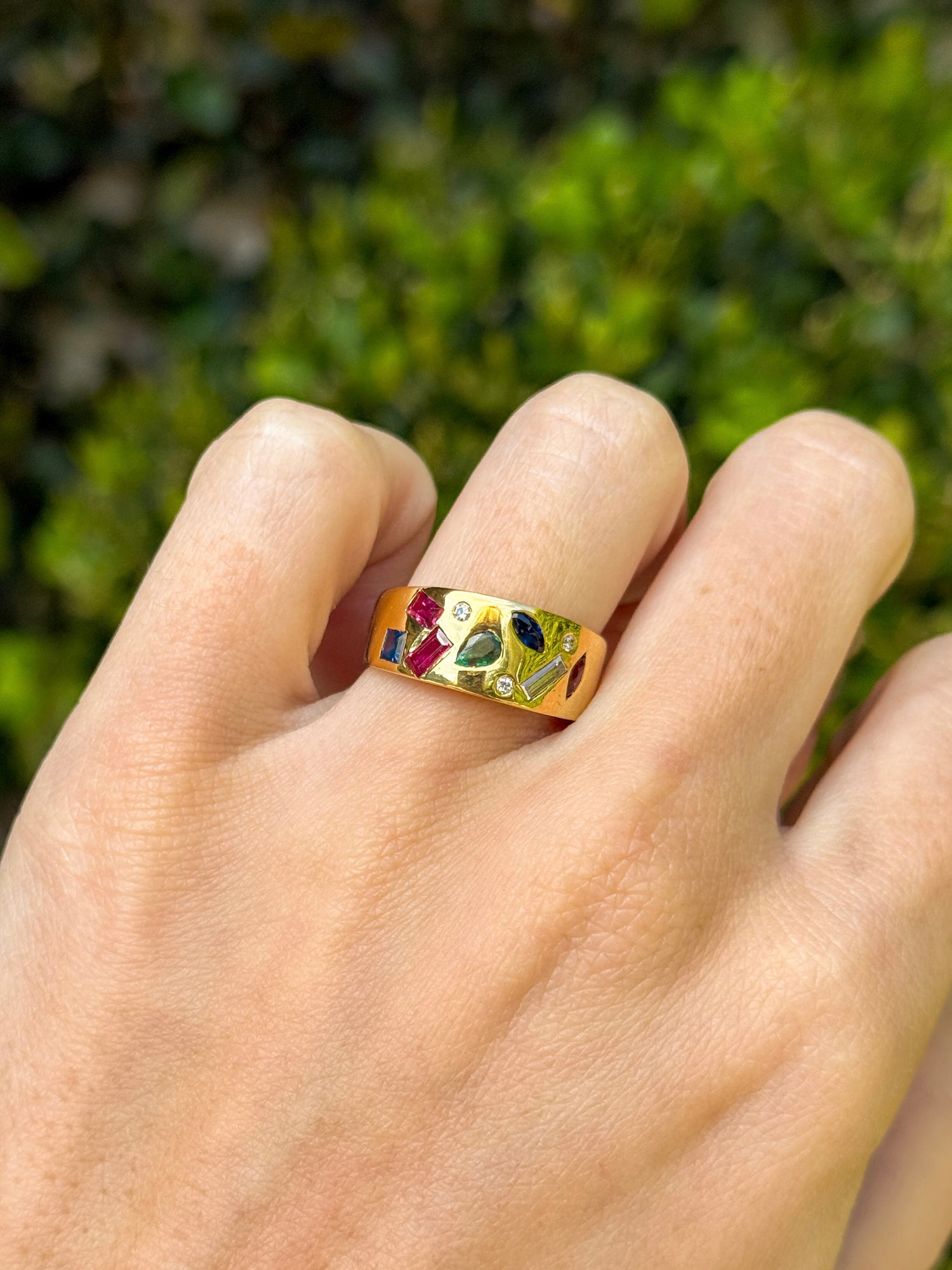 Mixed Cut Gemstone Ring in 18k