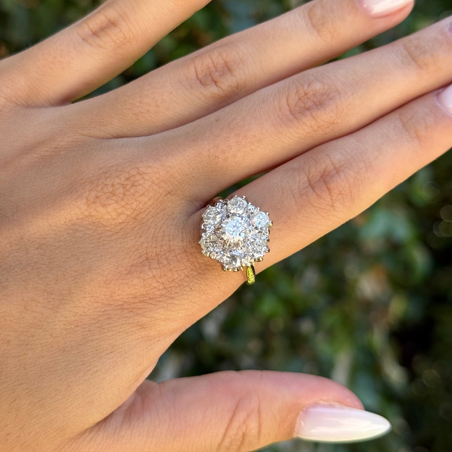 Antique Diamond Ring in 18K Gold
