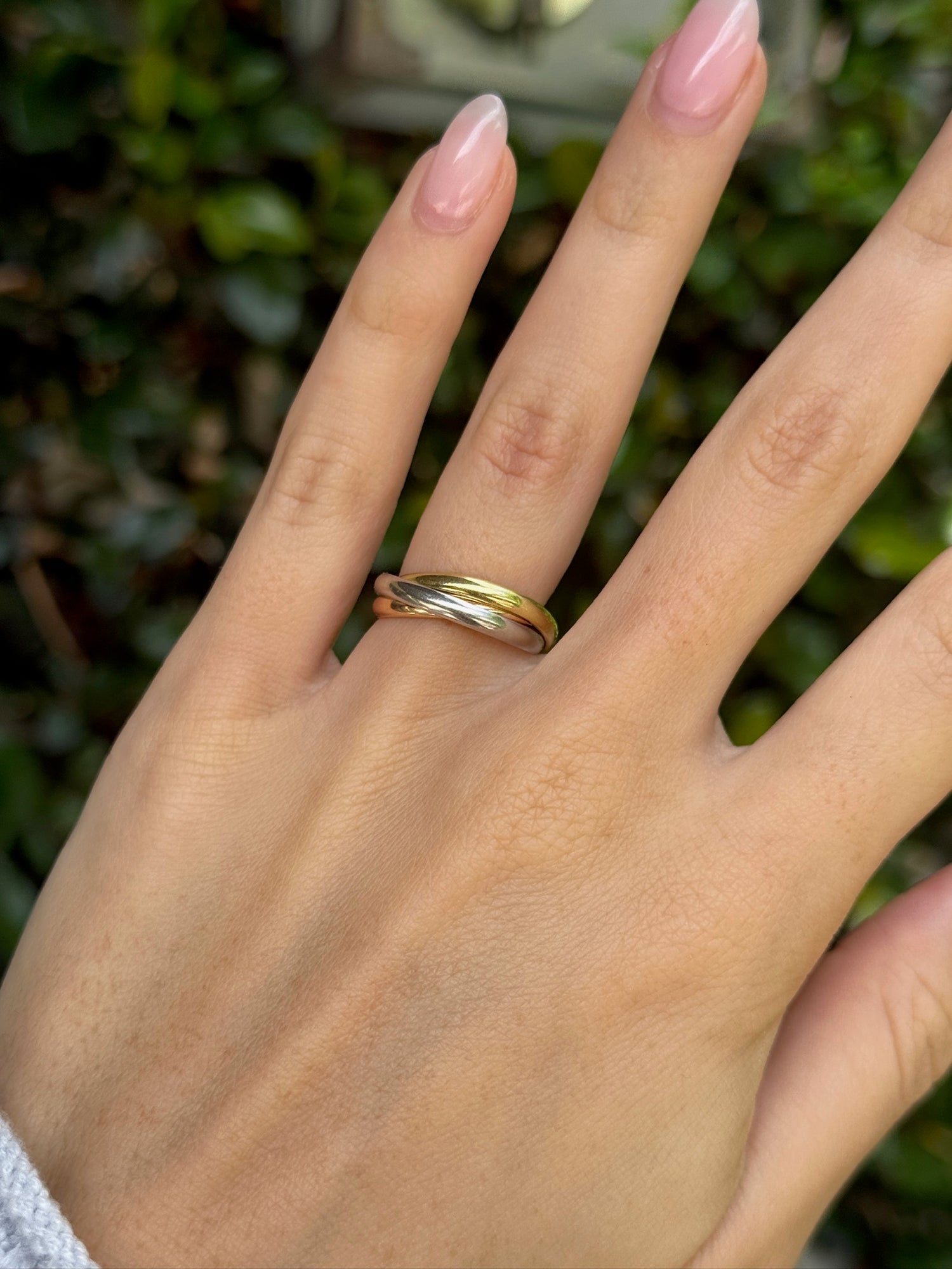 Vintage Trinity Ring in 18K Rose, White and Yellow Gold