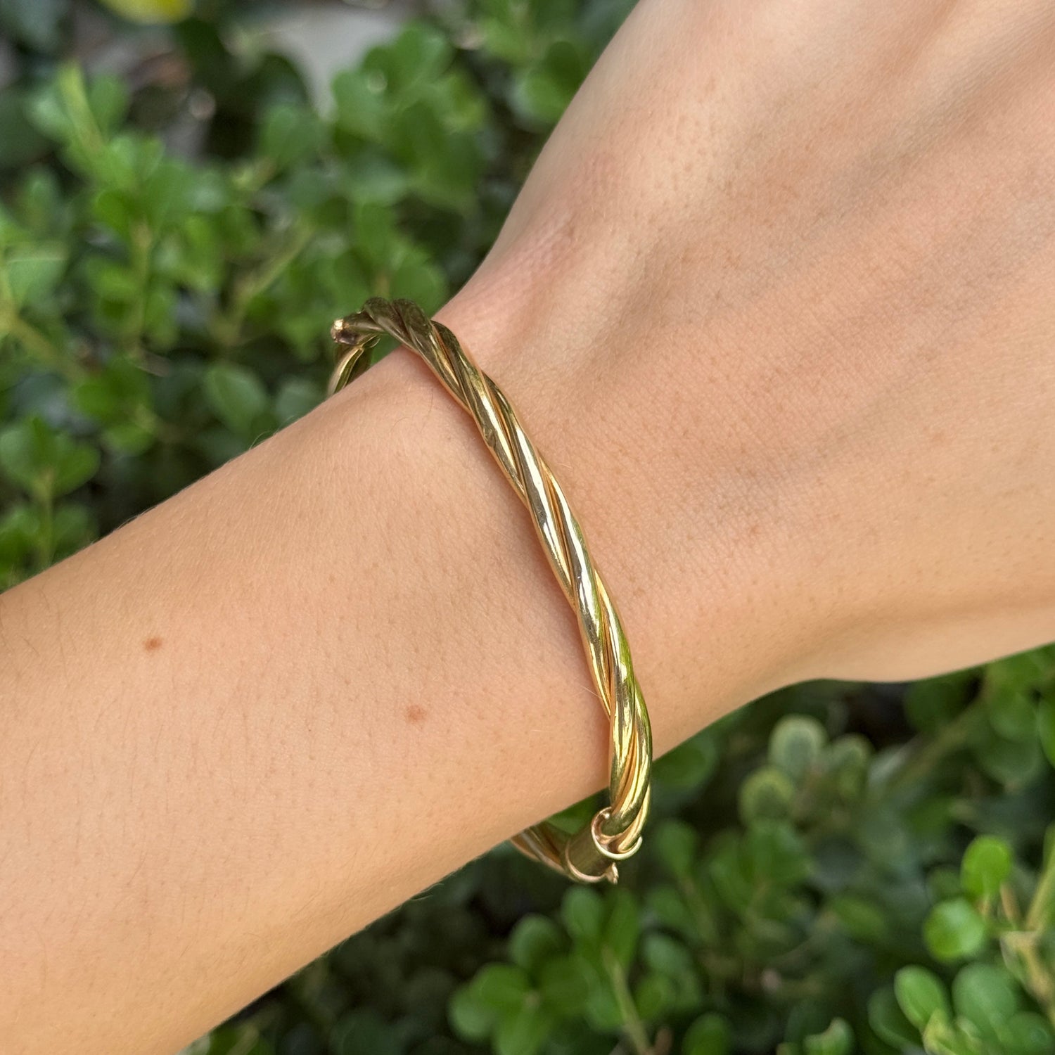 Vintage Gold Twisted Bangle