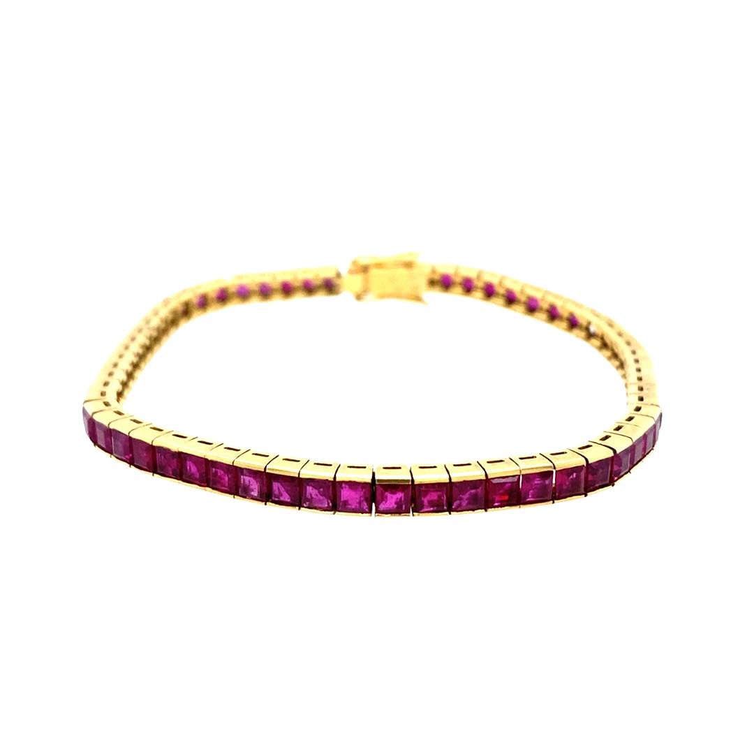 Vintage Ruby Bracelet in 18k Gold