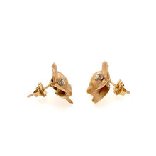 Load image into Gallery viewer, Vintage Diamond and Gold Flower Earrings in 14k
