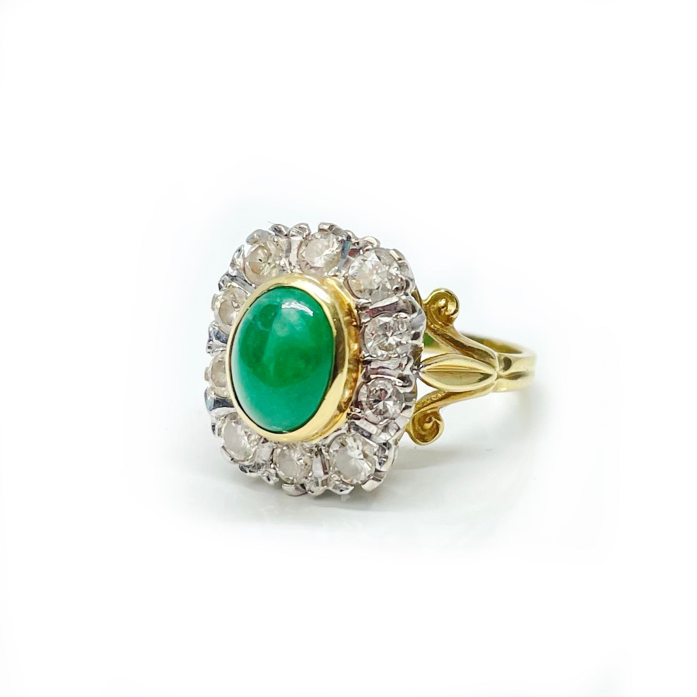 Vintage Emerald and Diamond Ring in 18k